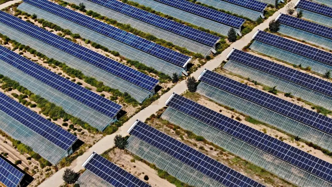 太陽能新能源助力新農(nóng)業(yè)，綠色農(nóng)業(yè)發(fā)展新路徑！